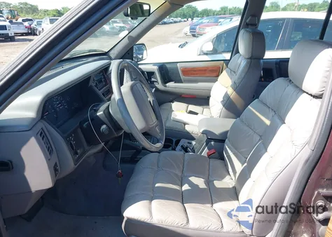 1993 Jeep Grand Cherokee Sport z USA, uszkodzony, nr VIN 1J4GZ88Y2PC508339